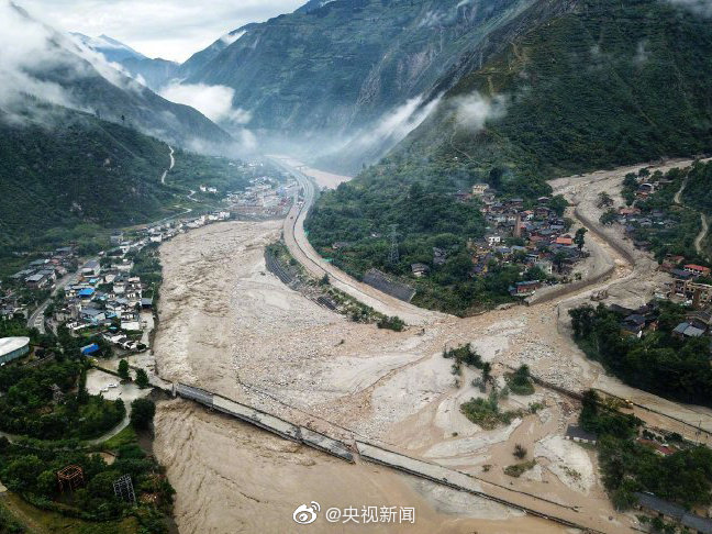汶川暴雨已致9人遇难 35人失联