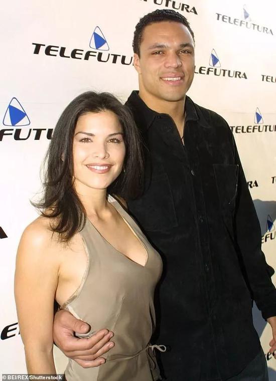 成功撬走世界首富的50岁女人 不只是顶配版邓文迪