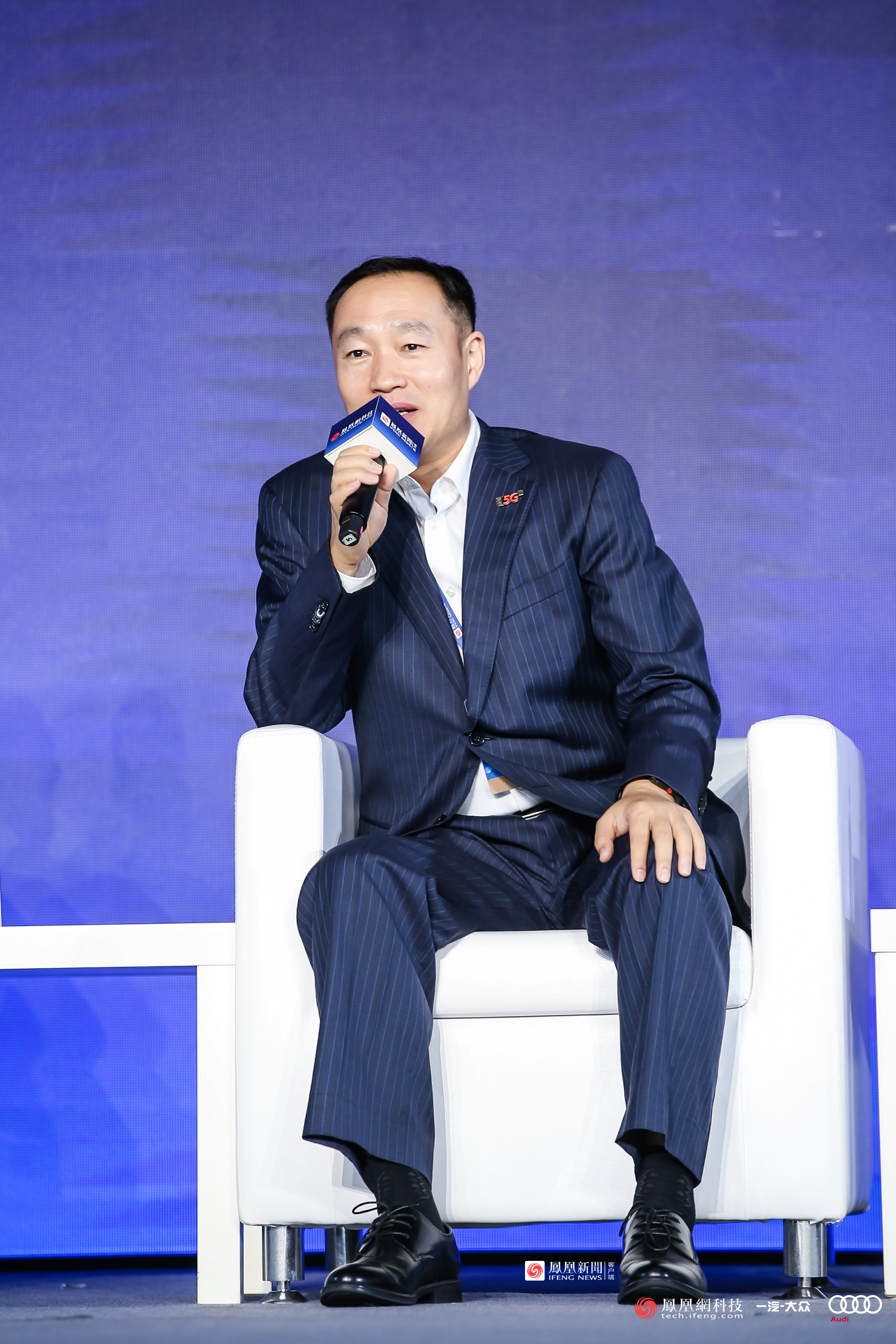 图为:中国联通终端与渠道支撑中心总经理 王启明