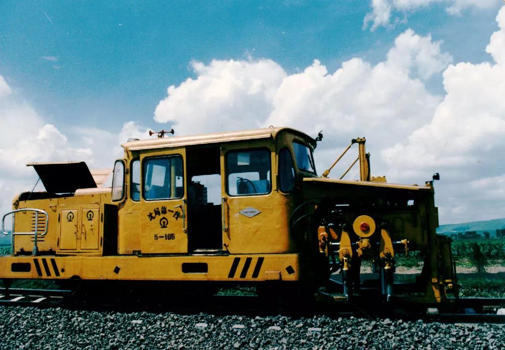 "马蒂萨"捣固车小型改道机小型改道机大型养路机械20世纪80年代随着