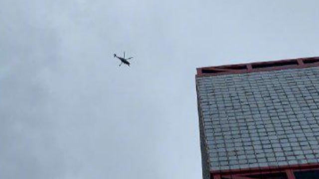 现场视频：直升飞机已出现在香港上空