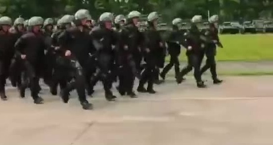 被深圳市民发现的防暴演练，震撼高清视频来了！