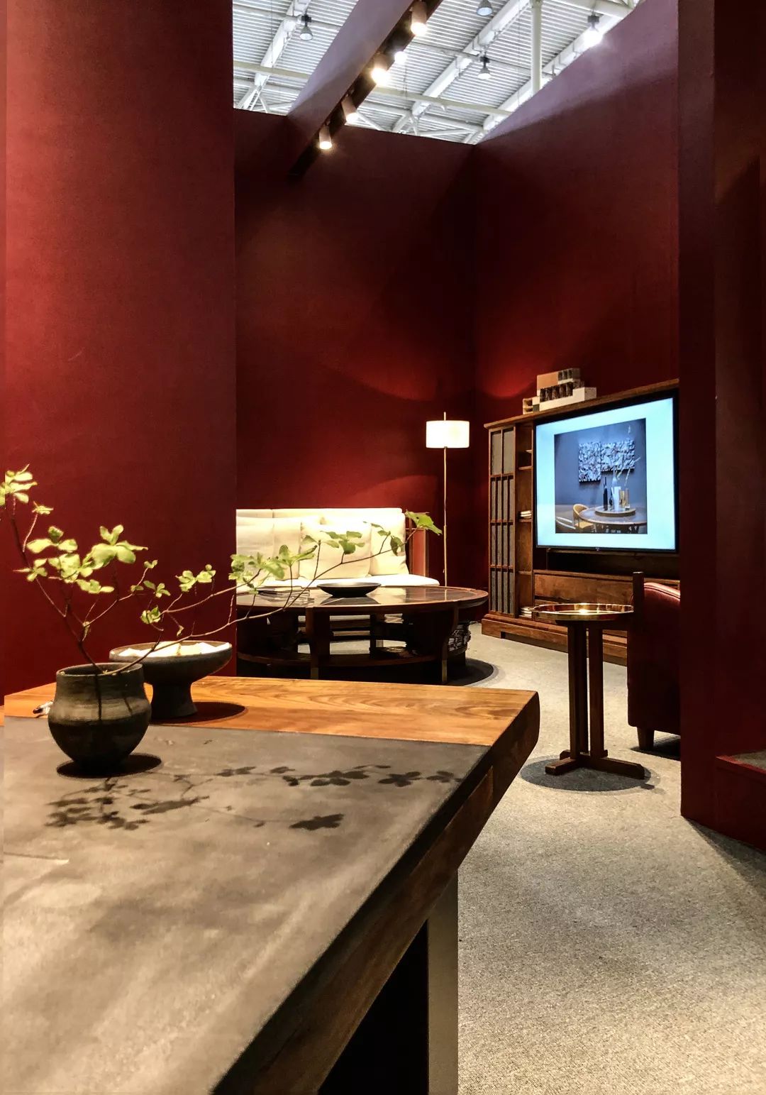 "东方感,现代家"是岁集一贯强调的价值,其品牌创始