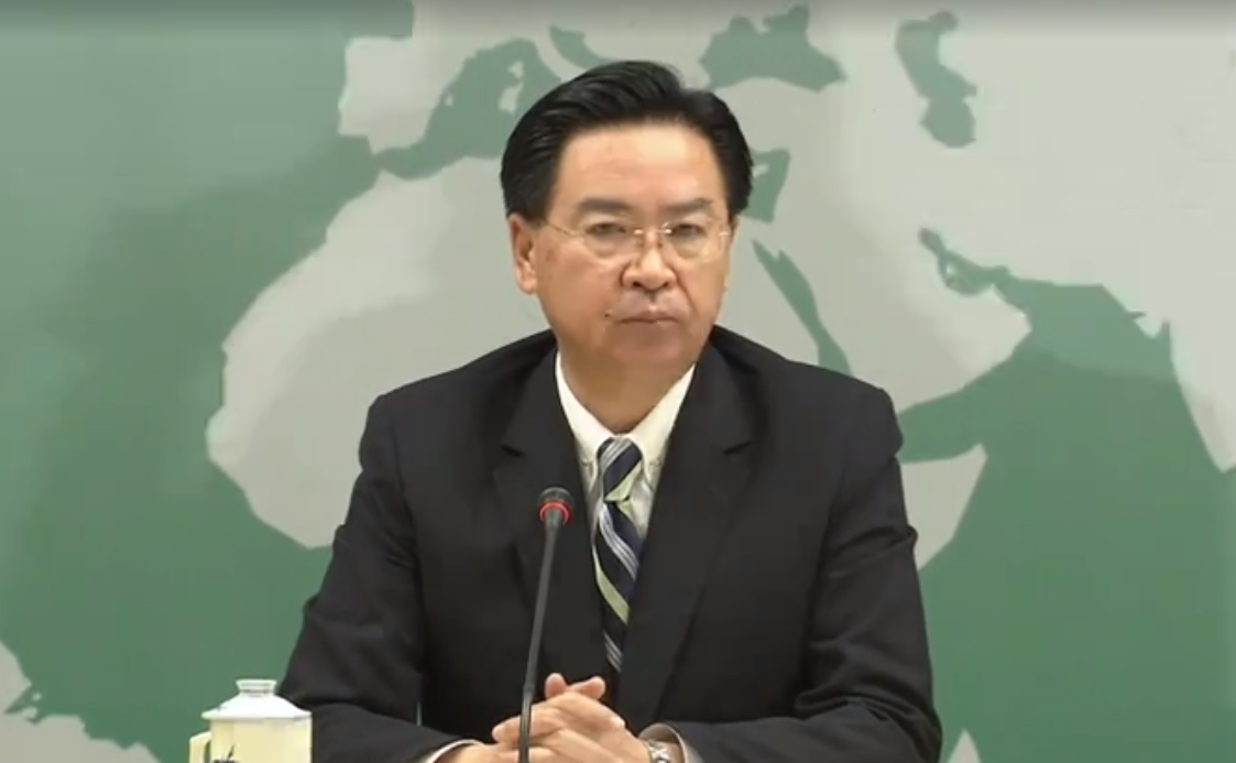 「环球网」一周丢俩“邦交国”还不辞职？吴钊燮被讽“该去断交部”