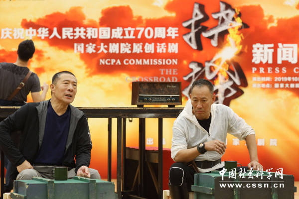 「央广网」立足当代、追忆铁血征程，国家大剧院原创话剧《抉择》即将燃情登场