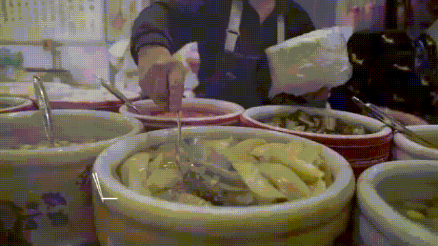64E7325534741D983278E216FE1F110BAB26D52B_w640_h360.gif