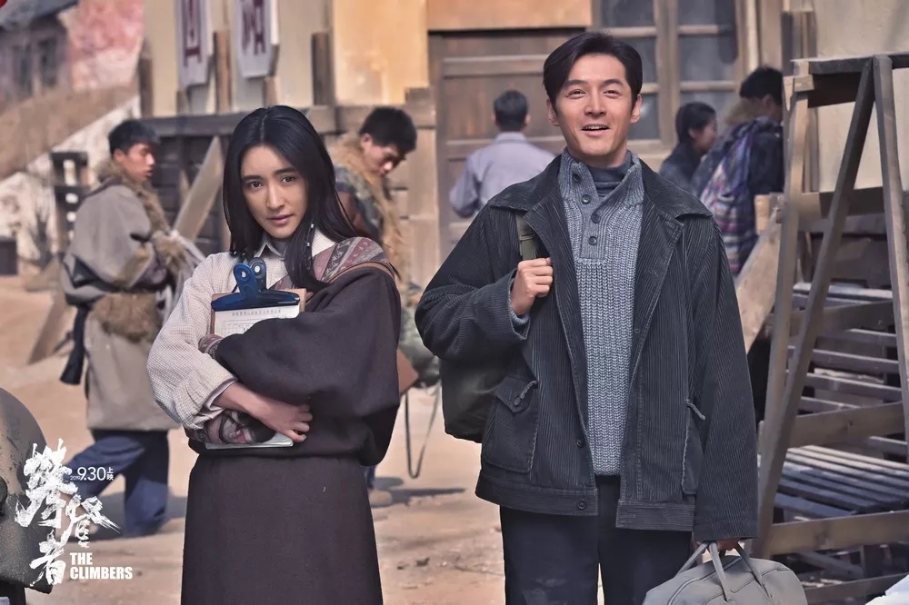 [Ifeng电影]独家|用武侠精神拍登山片，这部让李仁港拍到生病的电影如何诞生？