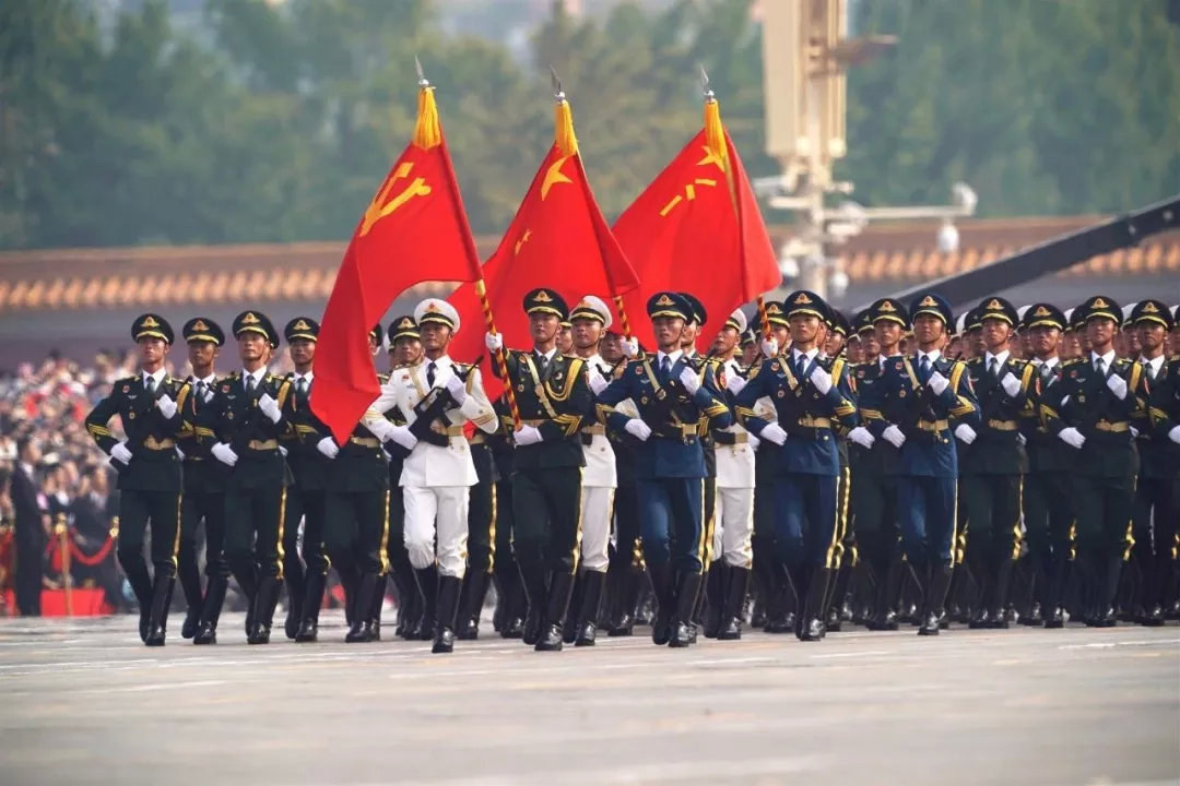 中国仪仗兵为啥不能眨眼?原因让人心疼_凤凰网资讯_凤凰网