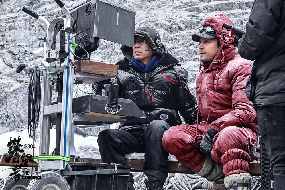 [Ifeng电影]独家|用武侠精神拍登山片，这部让李仁港拍到生病的电影如何诞生？