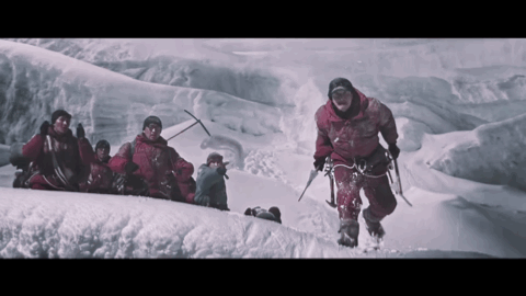 [Ifeng电影]独家|用武侠精神拍登山片，这部让李仁港拍到生病的电影如何诞生？