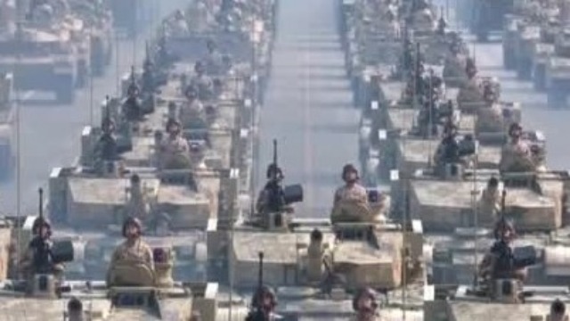 每一帧都超燃！1分钟看大阅兵十大新锐武器