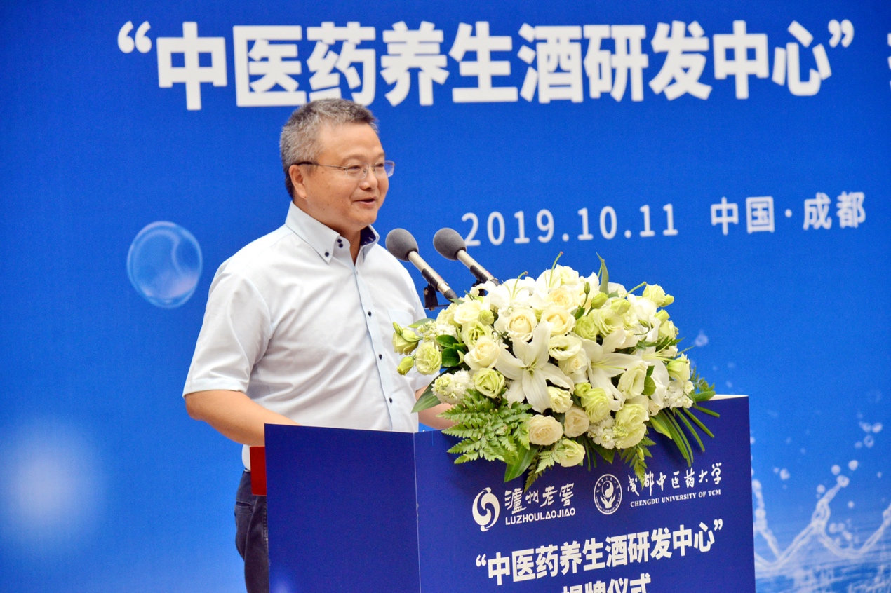 人民政府党组成员,市长助理李馨龄,成都市温江区人民政府副区长路红星