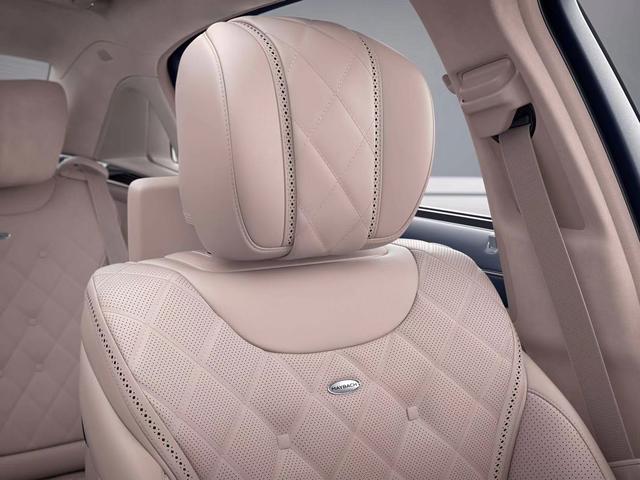 奔驰最顶级轿车，全新迈巴赫S680内饰诠释经典奢华