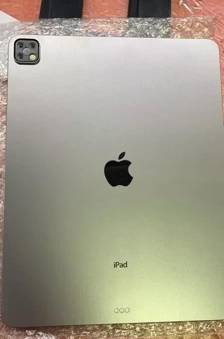 浴霸三摄！苹果新iPad曝光，你会购买吗？
