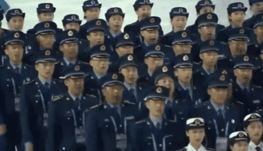 第七届世界军人运动会开幕 中国运动员入场太震撼了