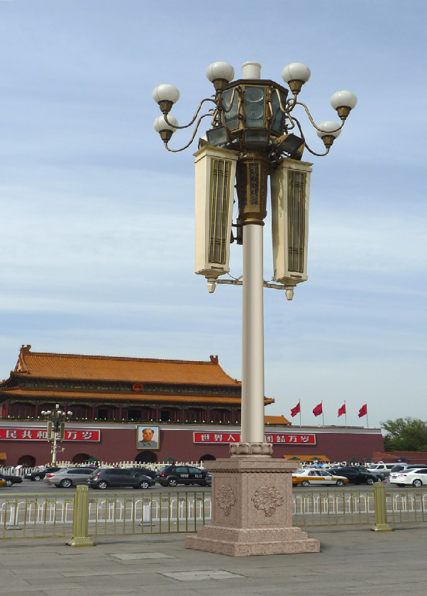 为祖国设计 天安门前110个华灯原来有这样的故事！_凤凰网