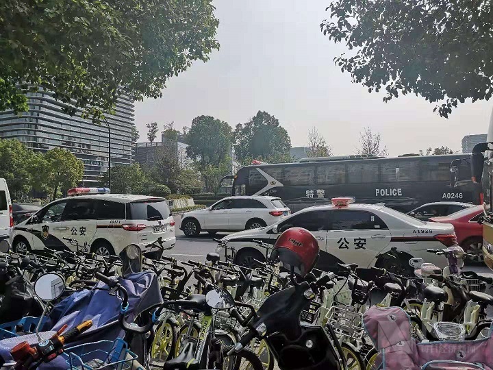 突发!拥有8340万用户的51信用卡遭警方突击调查