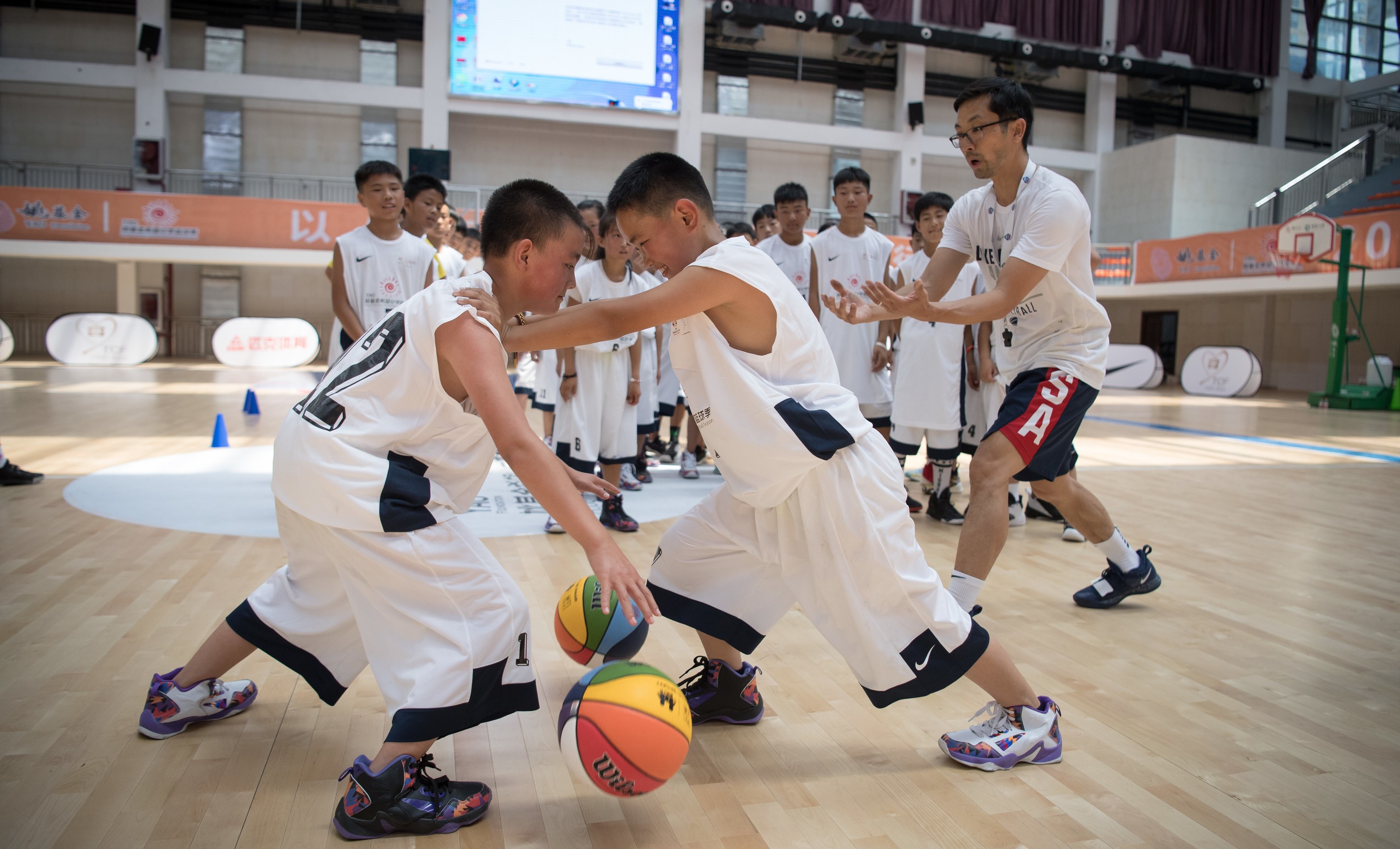 “三味书店杯”2022年奉化区小学生篮球比赛圆满收官-西坞小学包揽男女组冠军