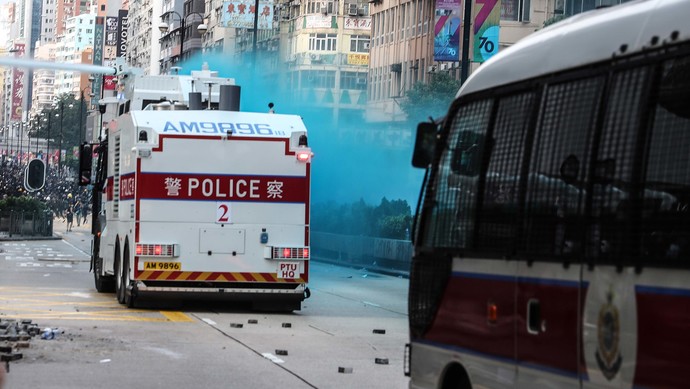 香港警用水炮车图片