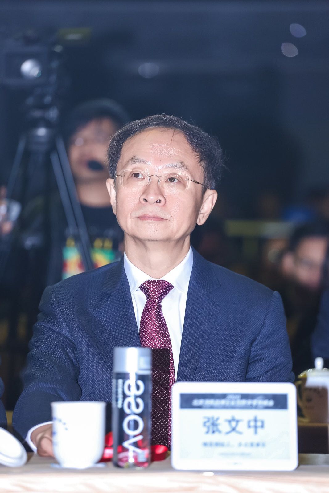 张文中首度回应物美收购麦德龙细节:资金压力?不平等条款?_凤凰网