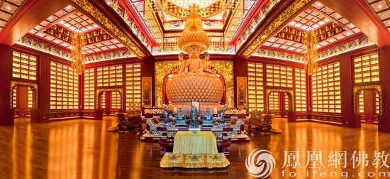 珠海普陀寺万佛阁(图片来源:凤凰网佛教 摄影:珠海普陀寺)