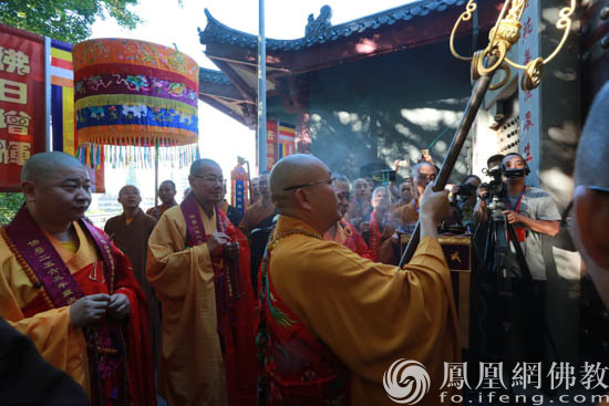 名藍得主:法雲法師榮膺廈門鴻山寺方丈