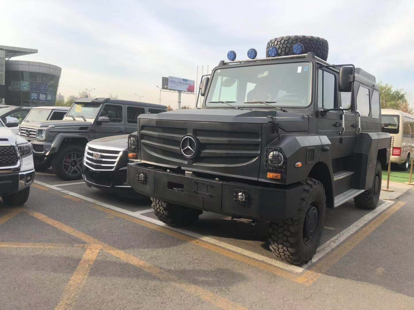 奔驰越野乌尼莫克u5000房车进藏必选