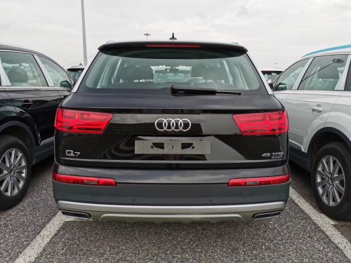 全新19款奥迪q7现车特降港口专促全国