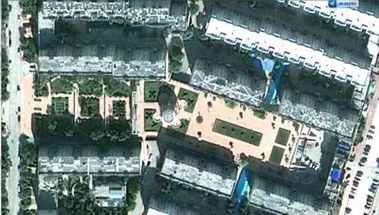 「纯洁的微笑」只因自拍瞳孔倒影暴露住址？ 一张照片就把女idol出卖了