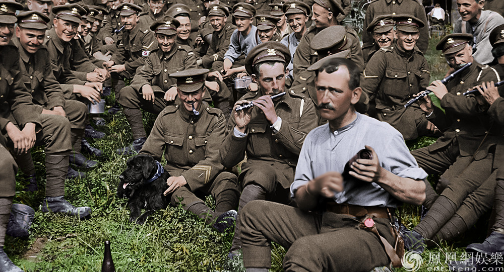 「凤凰网娱乐」《他们已不再变老》曝新片段 口碑爆棚全国热映