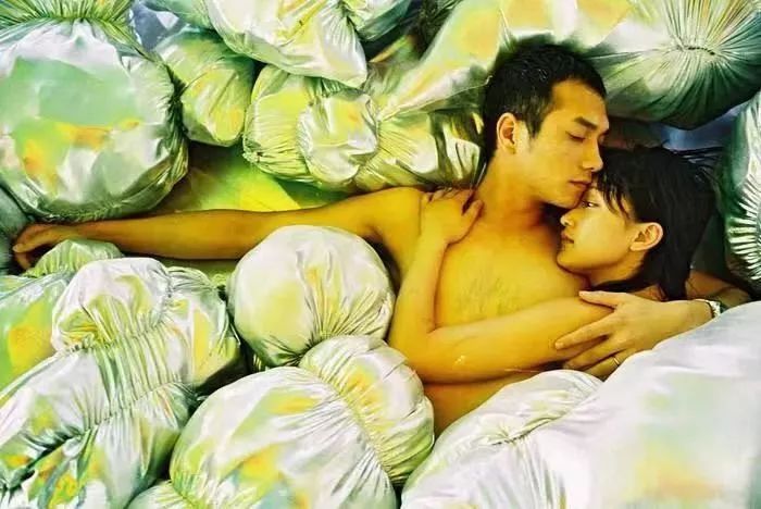 「GirlDaily」周迅徐静蕾都搞不定的“渣男”，21岁的她凭什么两个月就能闪婚降服？