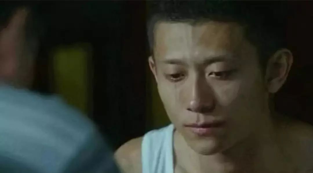 [娱乐新青年]“分裂少年”张一山：三场床戏后，一夜成年