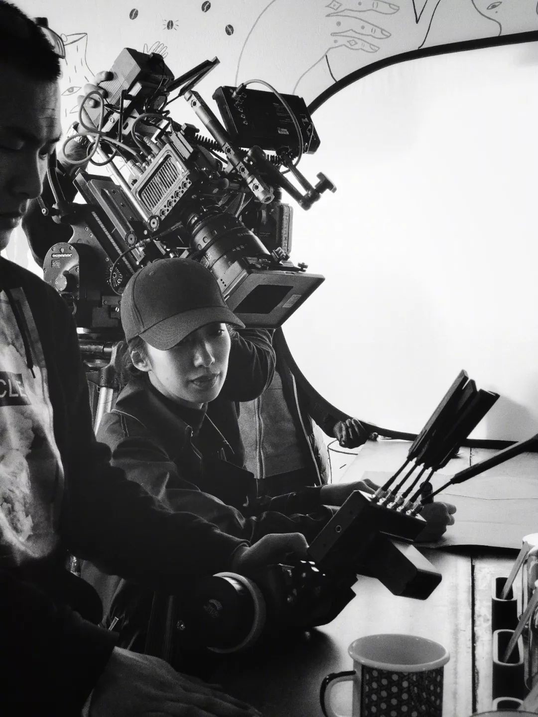 「GirlDaily」周迅徐静蕾都搞不定的“渣男”，21岁的她凭什么两个月就能闪婚降服？