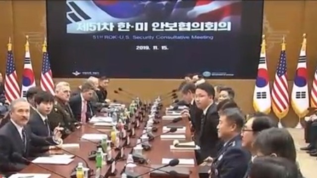 美日韩防长会谈在曼谷举行 推迟军演对朝鲜释放善意