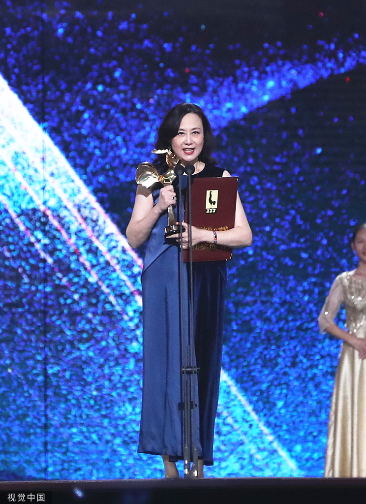 「凤凰网娱乐」这一刻真美妙！金鸡奖王志飞吴玉芳分获最佳男女配角