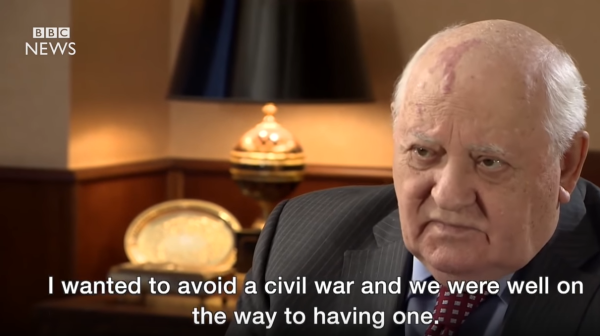 2016年戈尔巴乔夫接受采访时，表示自己避免了苏联的内战 图片来源：BBC视频截图