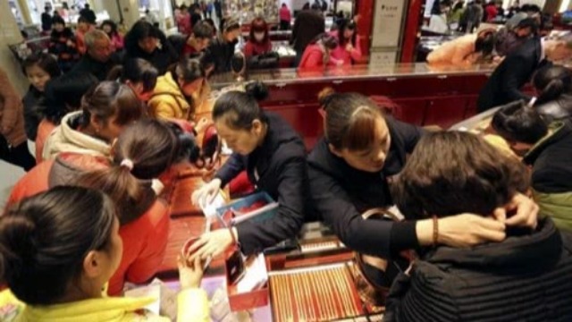美媒：美国可能错了 中国消费者仍在不停花钱