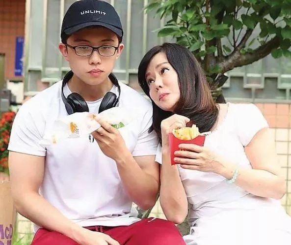 「异能八卦局」星二代与网红闹堕胎丑闻？看看他的父母就明白了