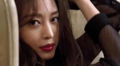 「Dispatch」出道整成“金喜善”，因太美被霸凌，如今40岁像18岁！