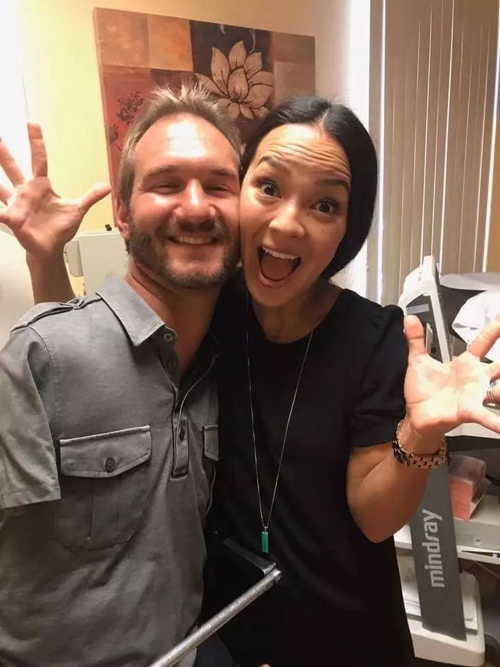 【悉尼印象】他是澳洲最“丑”男孩，连爸妈都嫌弃，长大逆袭亿万富豪轰动全世界....