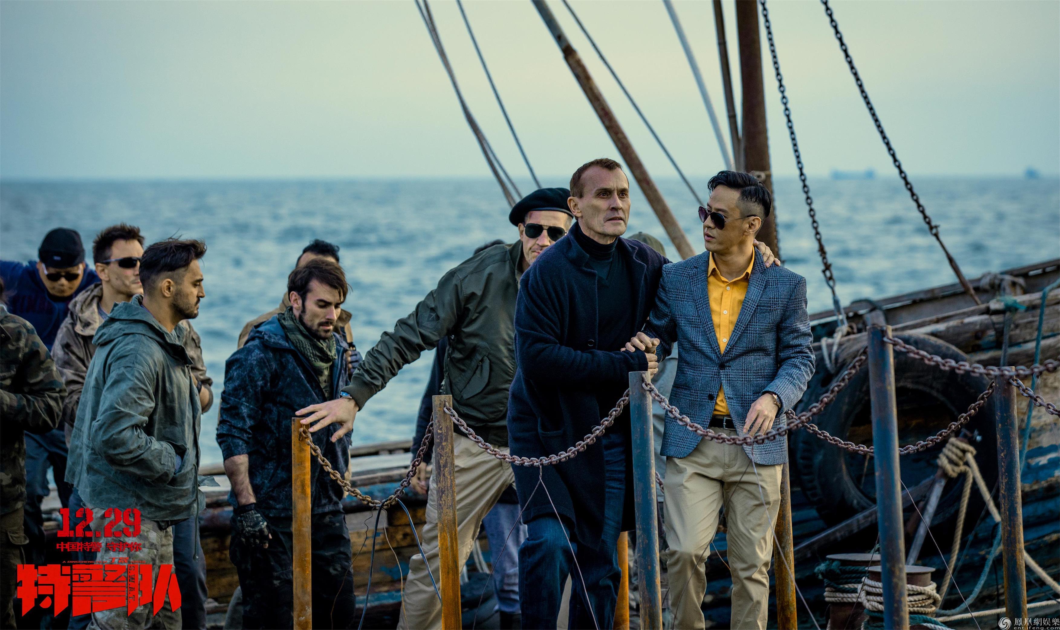 「凤凰网娱乐」《特警队》曝“最强劲敌”海报 T-bag越狱突袭即时引爆