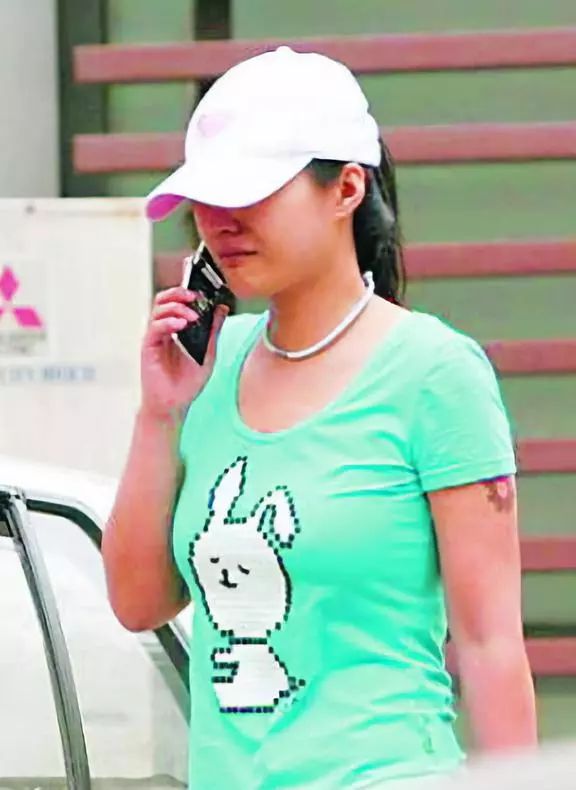 「柳飘飘了吗」 郝蕾二度离婚被赞活得通透？女明星大可不必如此