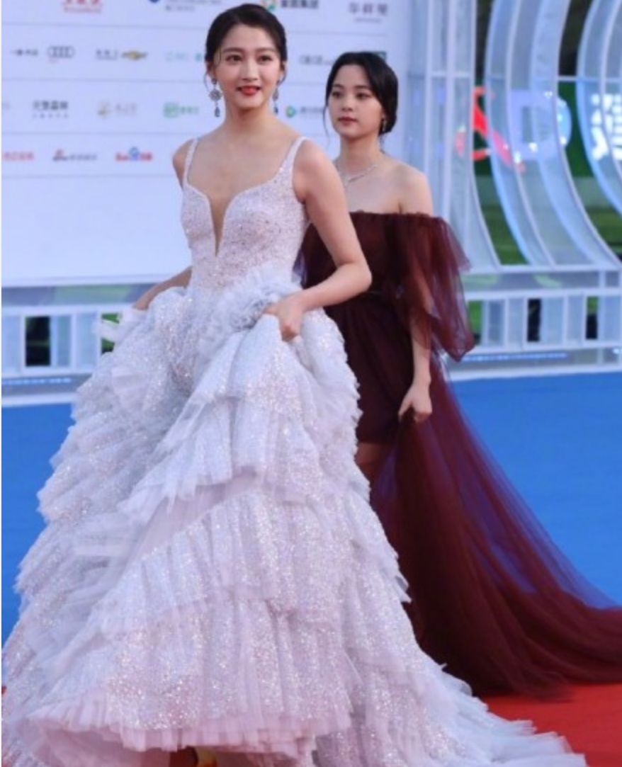 「整点电影」中国的女明星，不敢性感