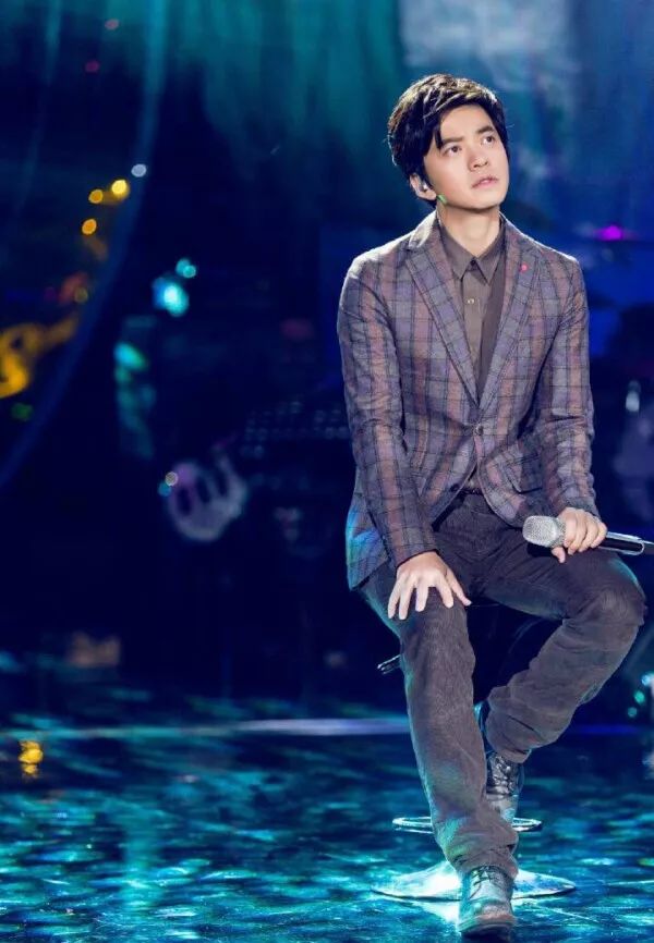 【GirlDaily】她是高晓松的梦中情人，让李健死心塌地35年：李小璐们，学着点吧