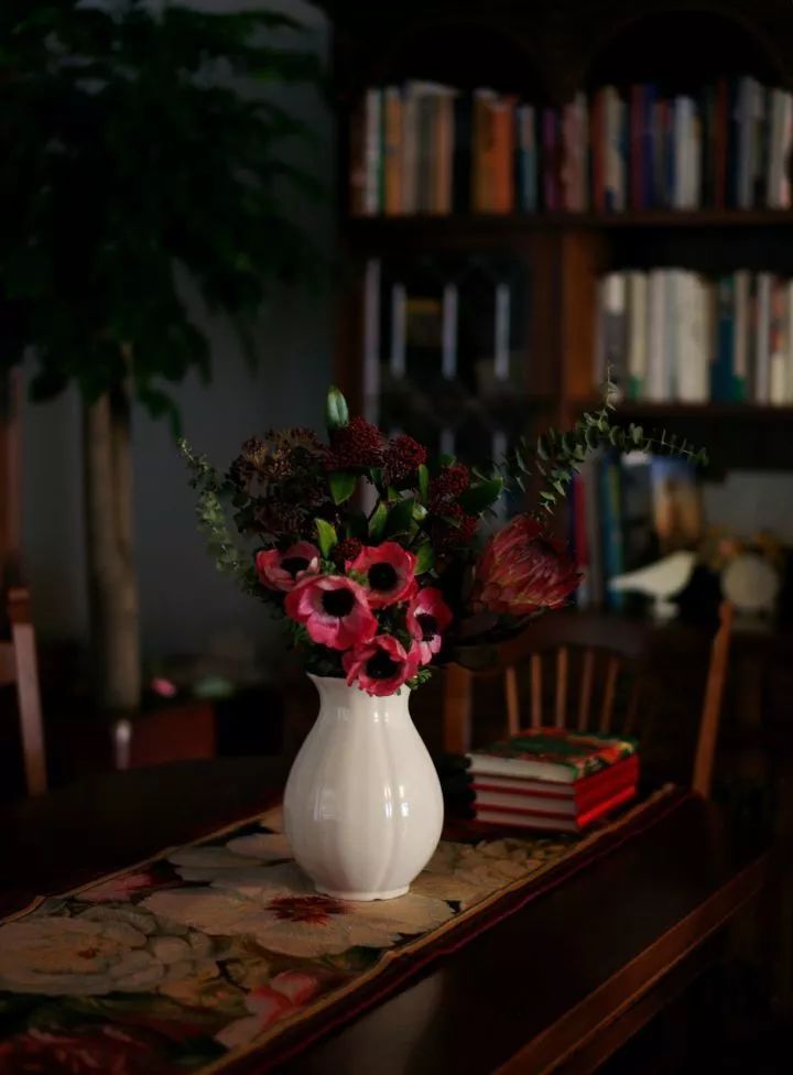 【GirlDaily】她是高晓松的梦中情人，让李健死心塌地35年：李小璐们，学着点吧