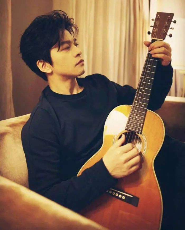 【GirlDaily】她是高晓松的梦中情人，让李健死心塌地35年：李小璐们，学着点吧