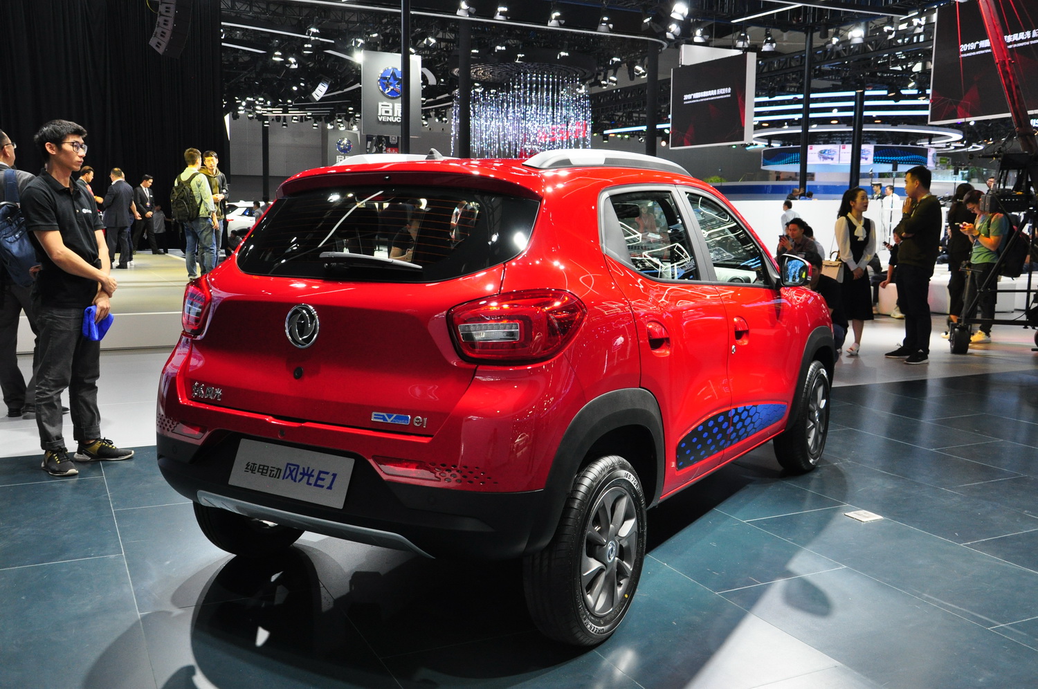 2019广州车展东风风光e1售价618万元起