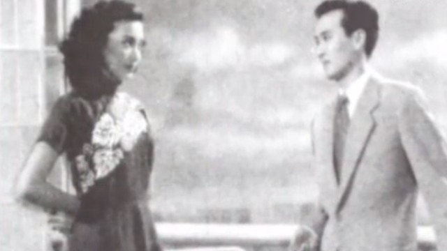 夏梦在学校就是文艺骨干，17岁经同学介绍出演《禁婚记》一炮而红