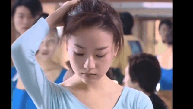 [桃红梨白]董洁和江一燕这样的女文青，就是这么扮清纯的？