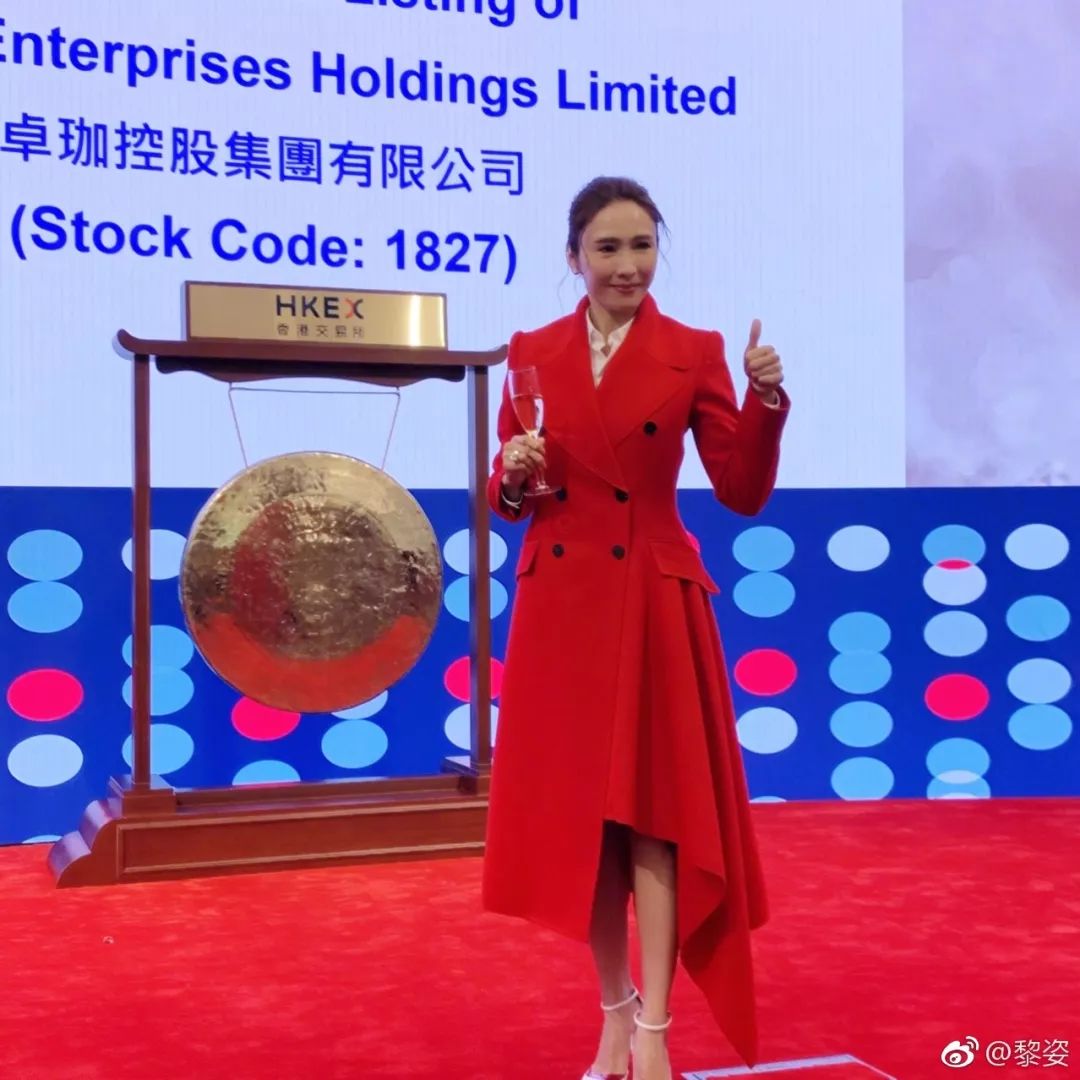 「沉默的大娱乐家」前TVB花旦黎姿：为养家14岁出道37岁退圈，你为自己活过吗？